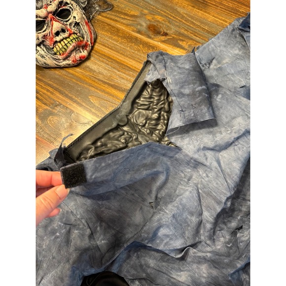 Spirit Complete Zombie Costume Mask Wig Gloves Shirt Pants Boys Large‎ 12-14 - Picture 12 of 14